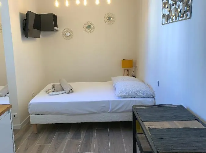 Vagliano Apartament *